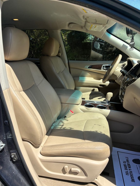2014 Nissan Pathfinder Image 18