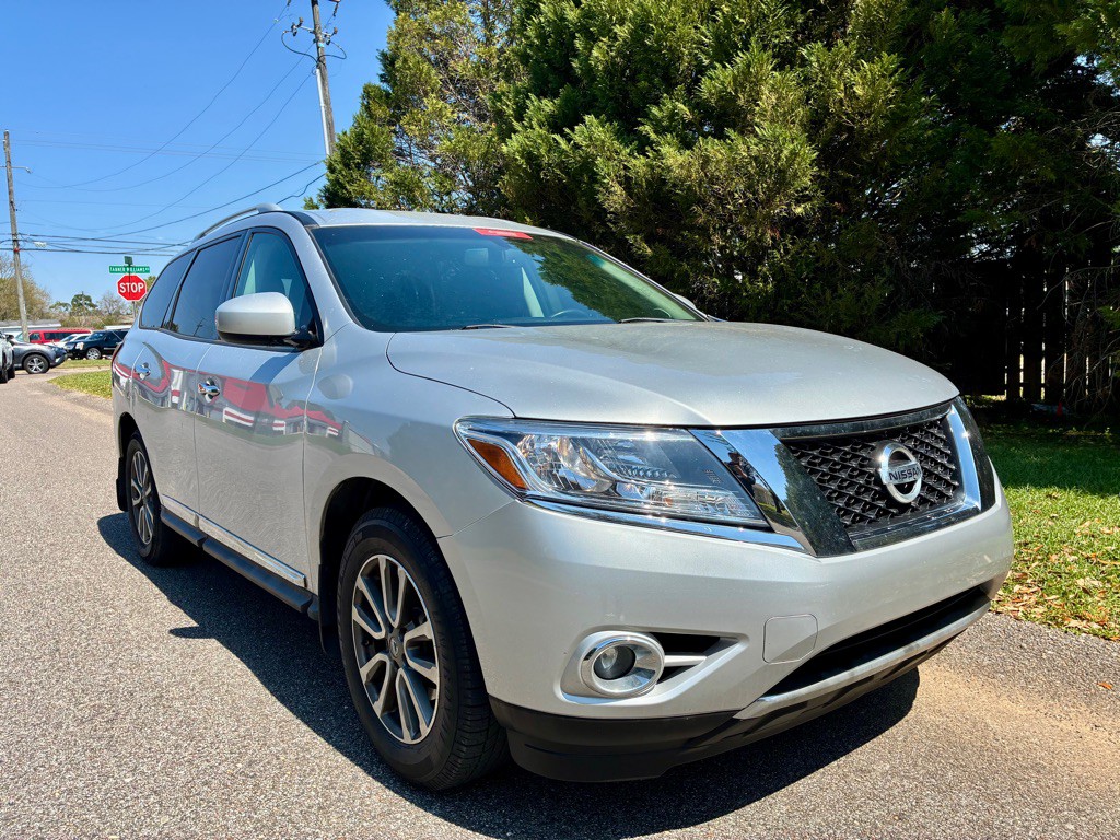 2014 Nissan Pathfinder Image 5