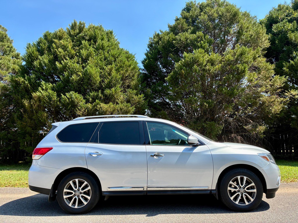 2014 Nissan Pathfinder Image 6