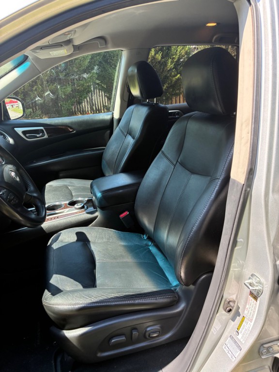 2014 Nissan Pathfinder Image 7