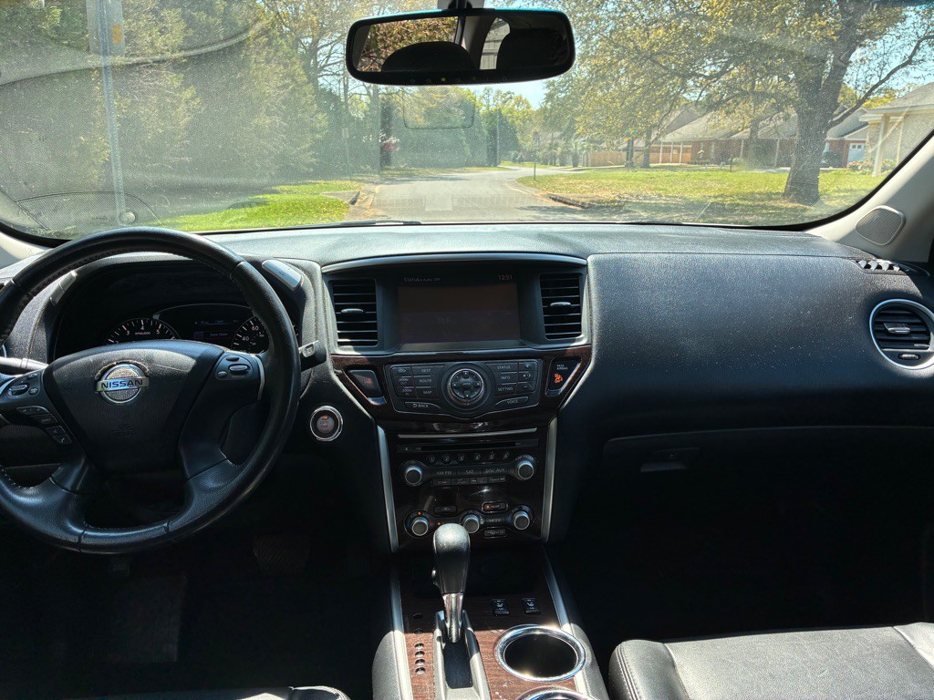2014 Nissan Pathfinder Image 11