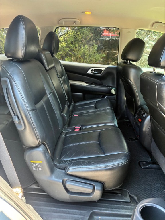 2014 Nissan Pathfinder Image 15