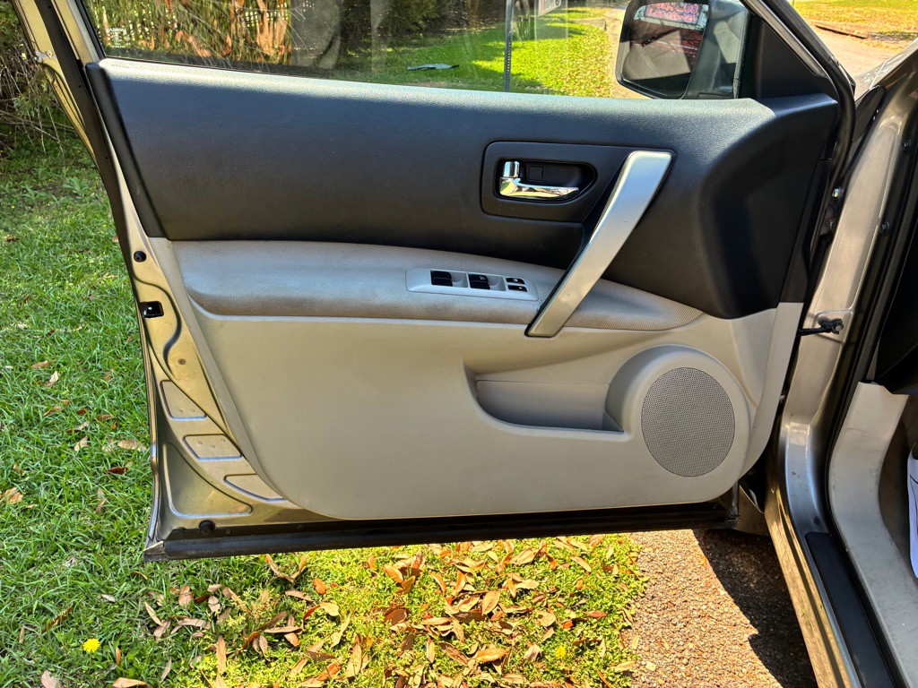 2015 Nissan Rogue Image 9