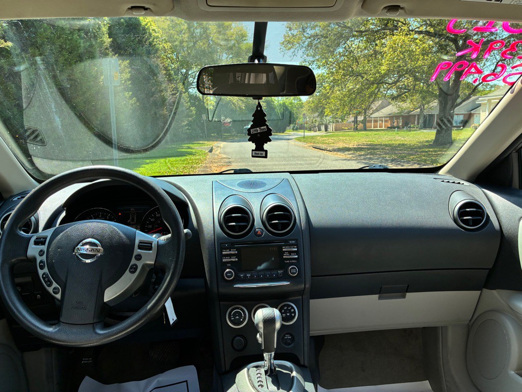 2015 Nissan Rogue Image 12