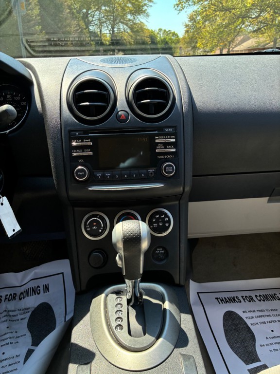 2015 Nissan Rogue Image 13