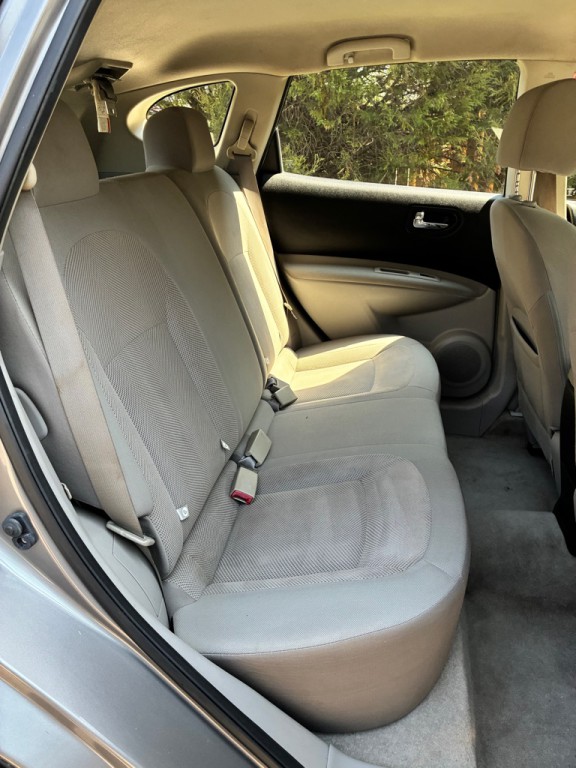 2015 Nissan Rogue Image 15