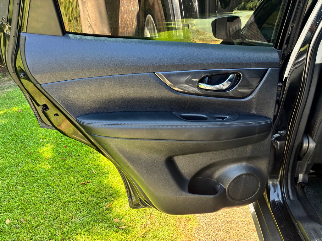 2018 Nissan Rogue Image 10