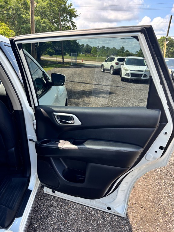 2020 Nissan Pathfinder Image 11