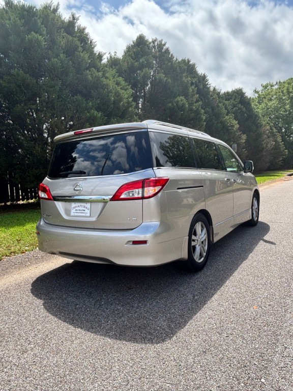 2012 Nissan Quest Image 4
