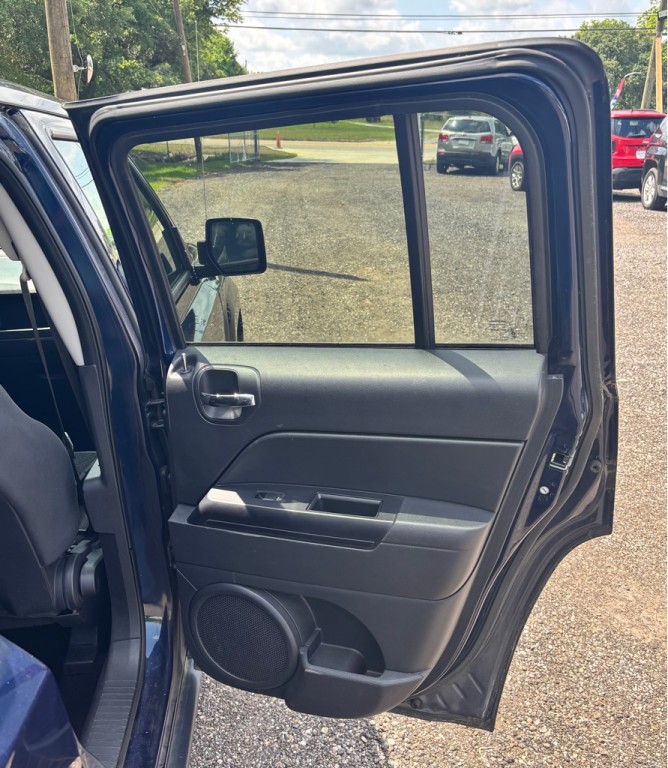 2015 Jeep Patriot Image 12