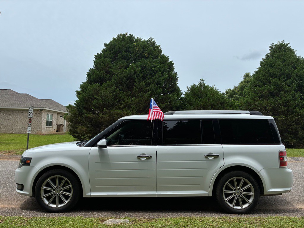 2017 Ford Flex Image 3