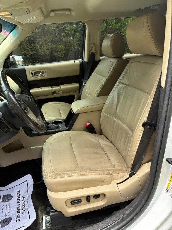 2017 Ford Flex Image 7