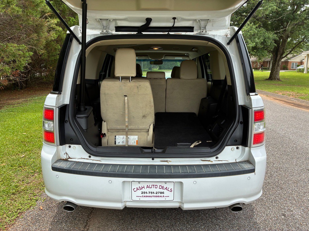 2017 Ford Flex Image 12