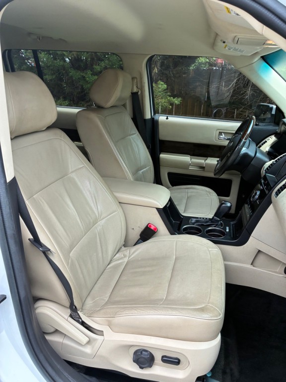 2017 Ford Flex Image 15