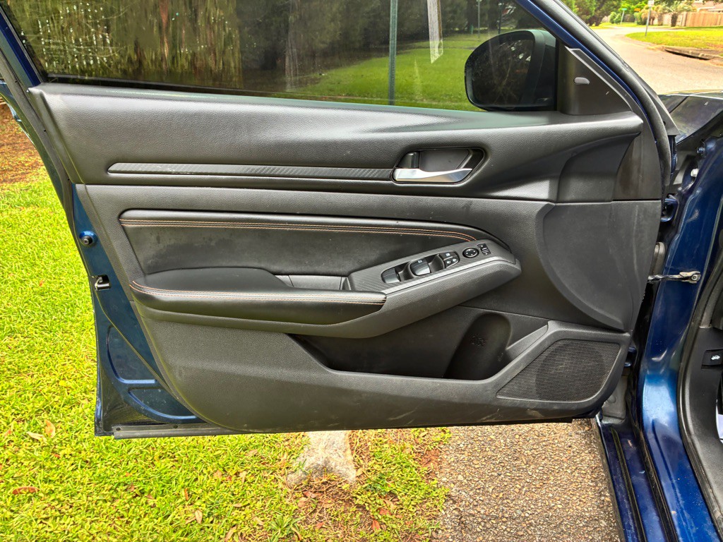 2019 Nissan Altima Image 8