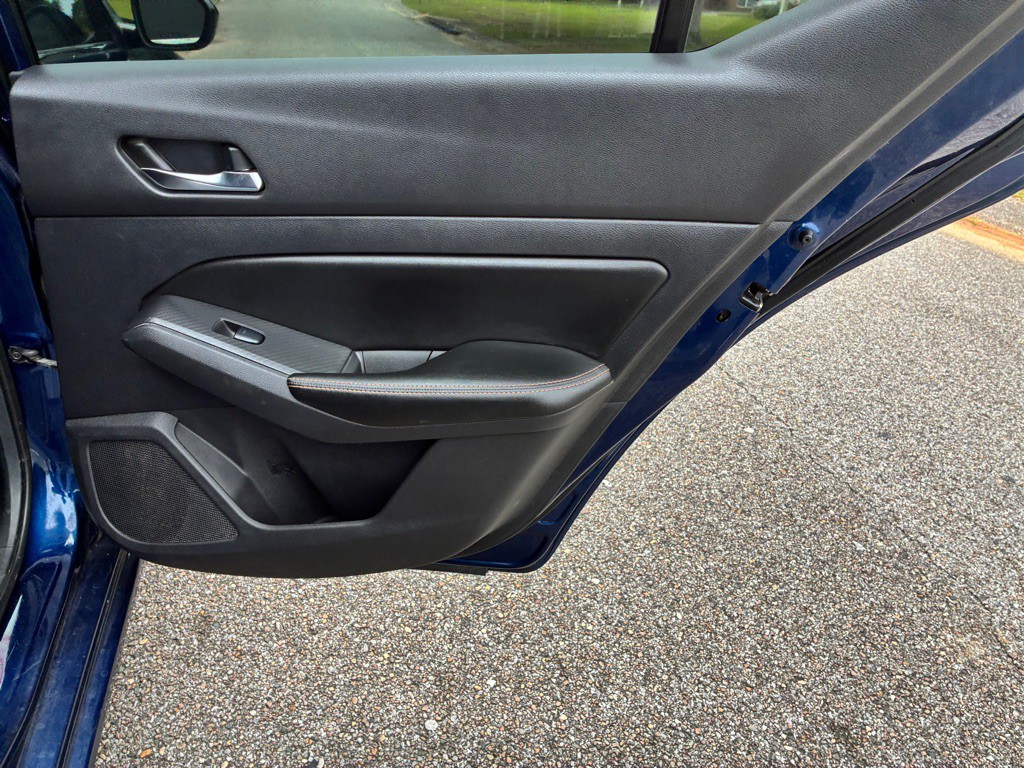 2019 Nissan Altima Image 12