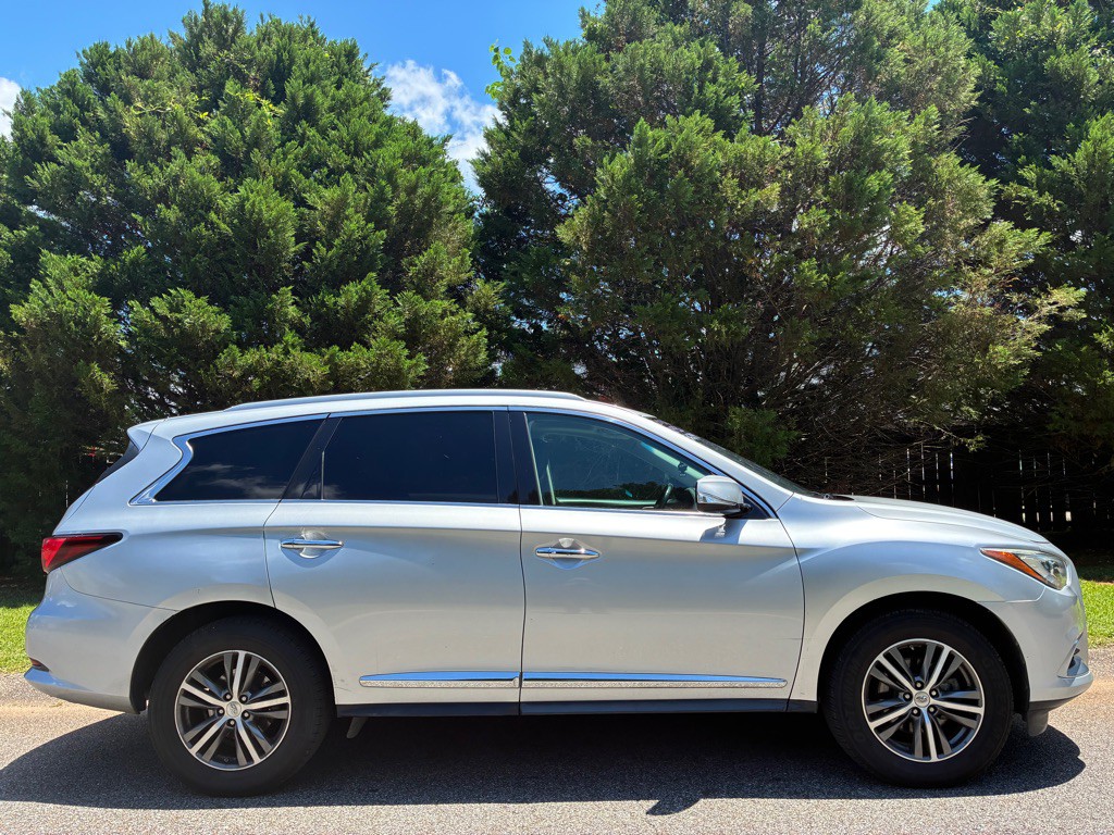 2016 INFINITI QX60 Image 6