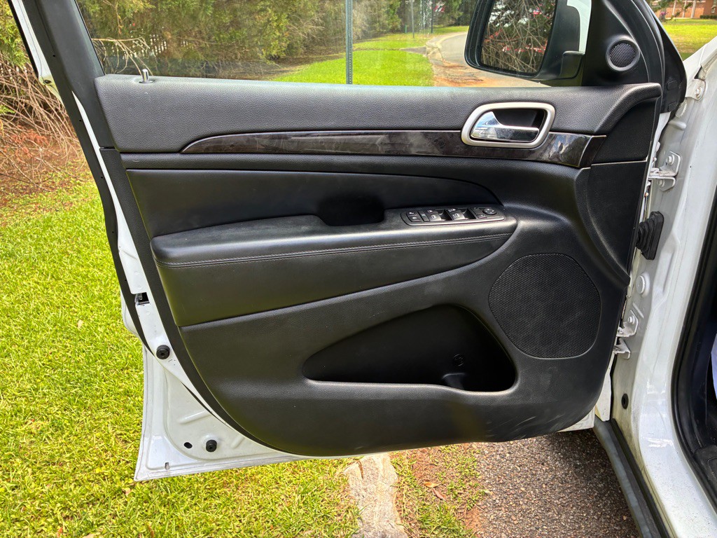 2013 Jeep Grand Cherokee Image 9
