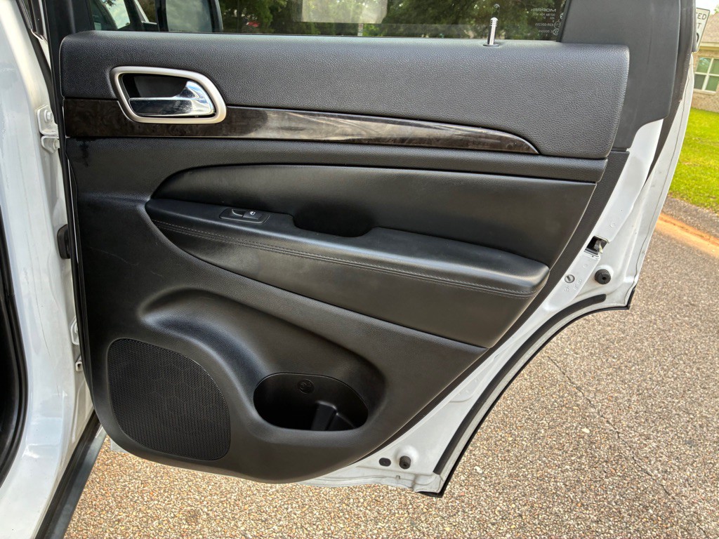 2013 Jeep Grand Cherokee Image 13
