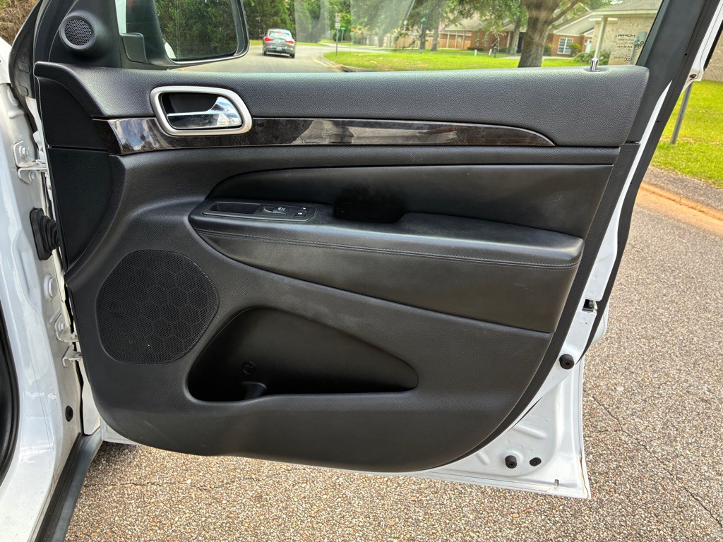 2013 Jeep Grand Cherokee Image 15