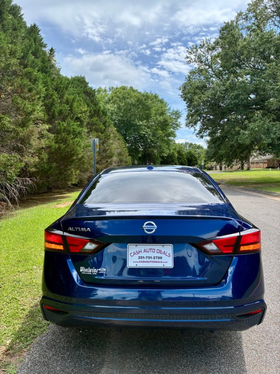 2020 Nissan Altima Image 4