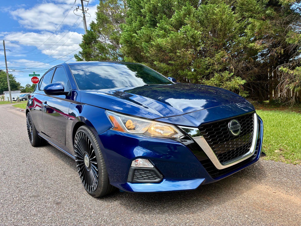2020 Nissan Altima Image 5