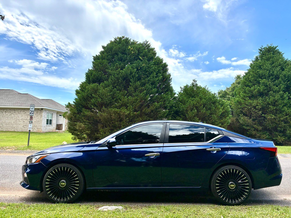 2020 Nissan Altima Image 6