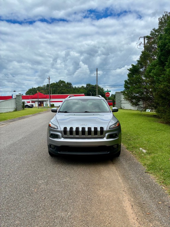 2017 Jeep Cherokee Image 5