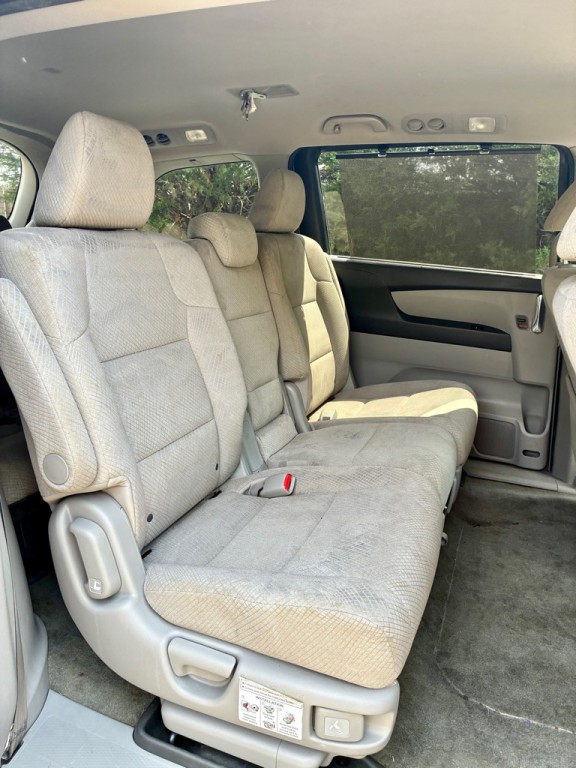 2016 Honda Odyssey Image 10