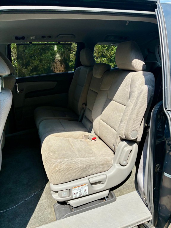 2016 Honda Odyssey Image 13