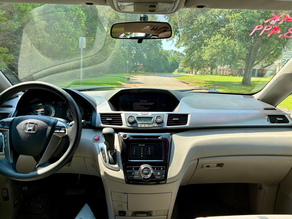 2016 Honda Odyssey Image 16