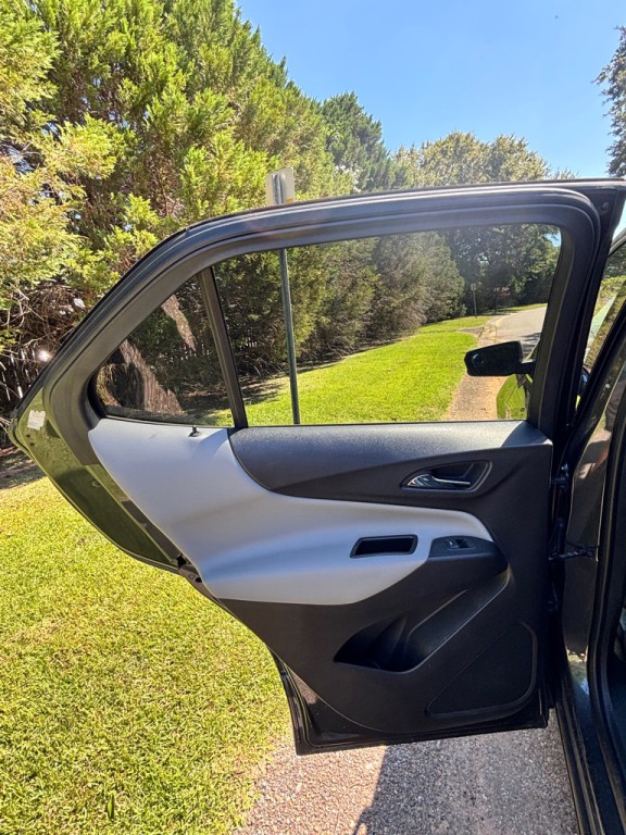 2018 Chevrolet Equinox Image 12