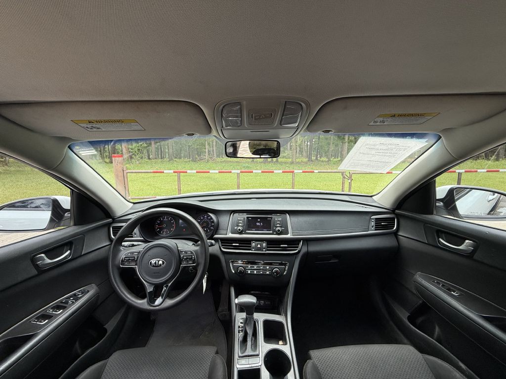 2017 Kia Optima Image 4