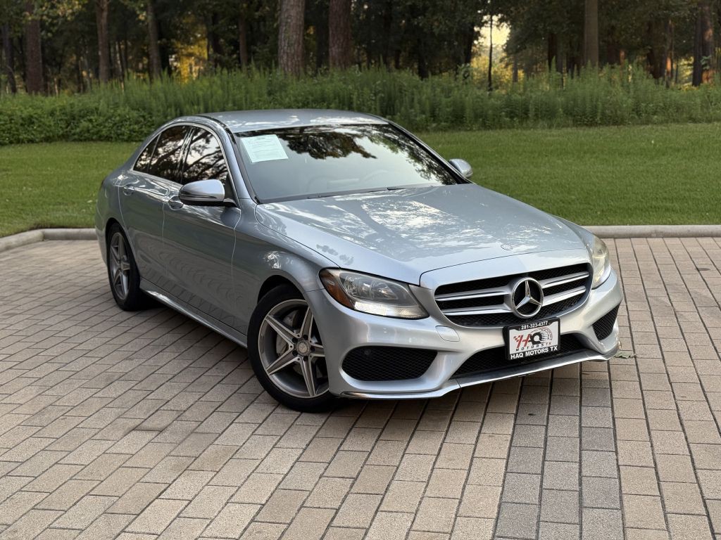 2016 Mercedes-Benz C-Class Image 2