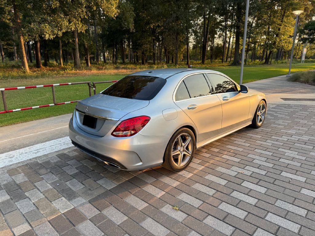 2016 Mercedes-Benz C-Class Image 7