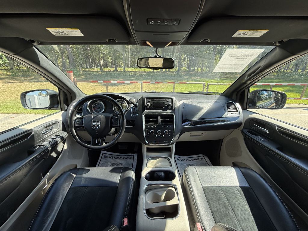 2017 Dodge Grand Caravan Image 9