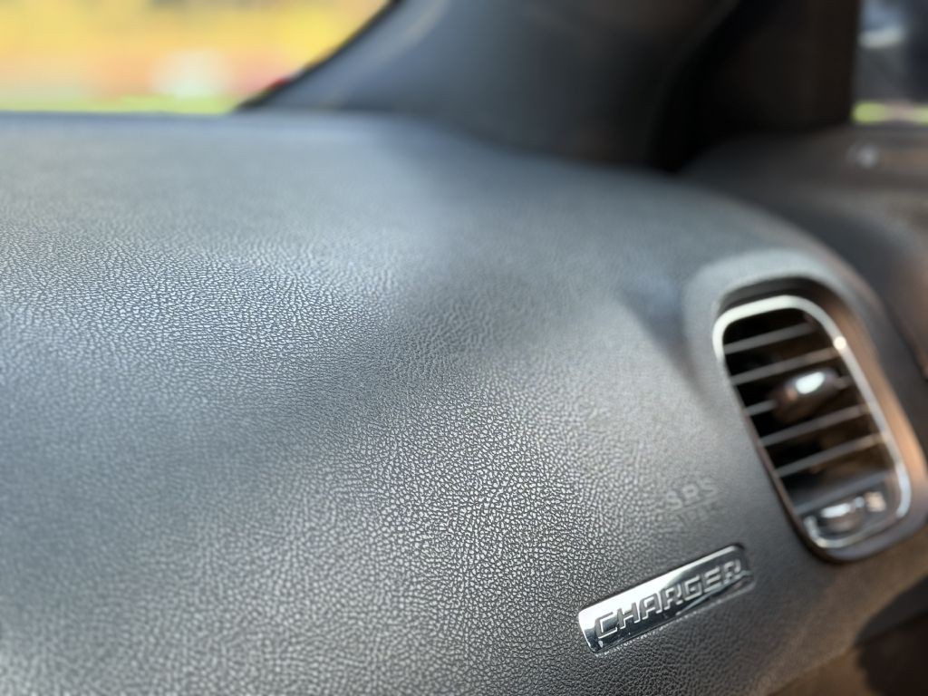 2013 Dodge Charger Image 19