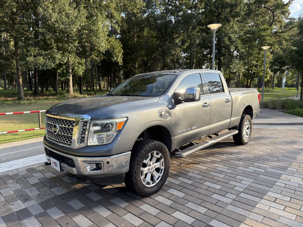 2016 Nissan Titan Image 15