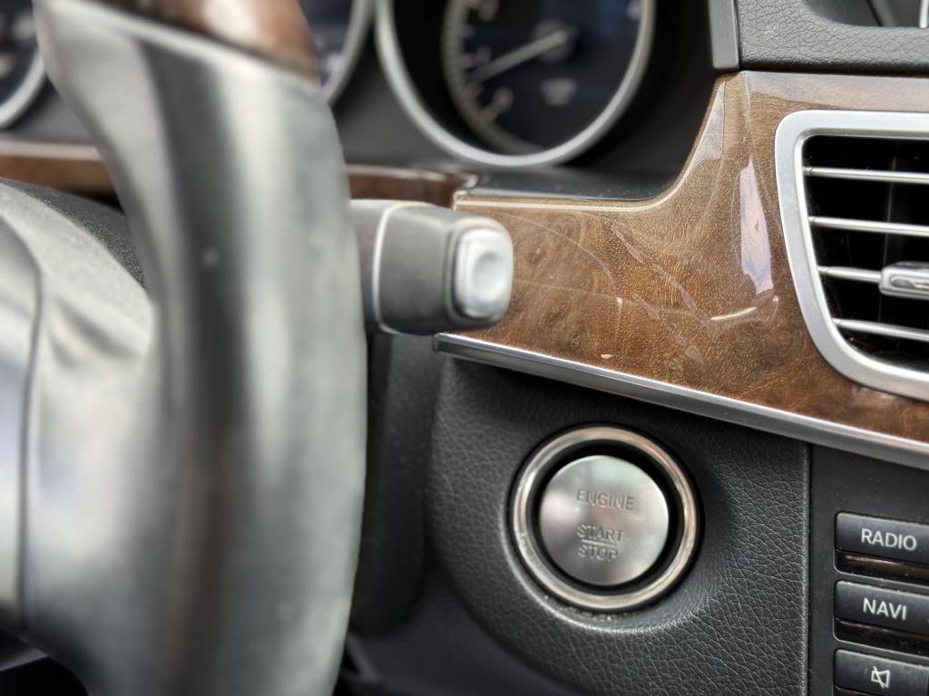 2014 Mercedes-Benz E-Class Image 16