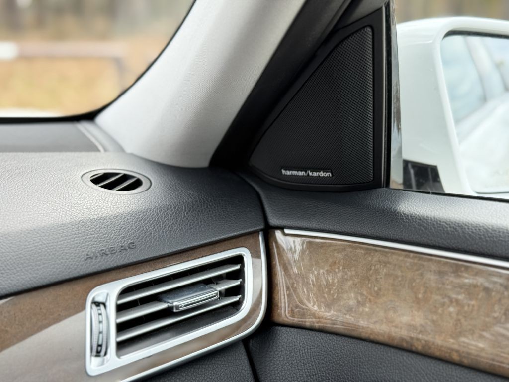 2014 Mercedes-Benz E-Class Image 18