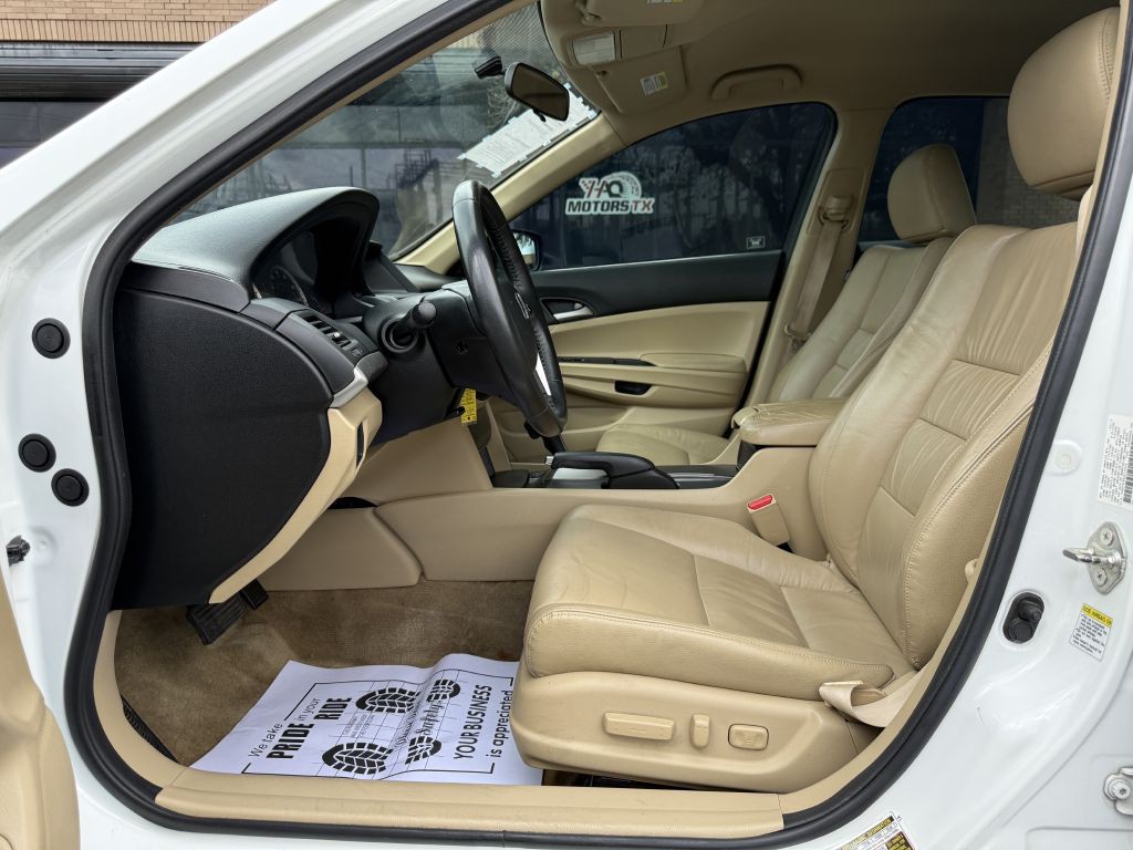 2012 Honda Accord Image 8