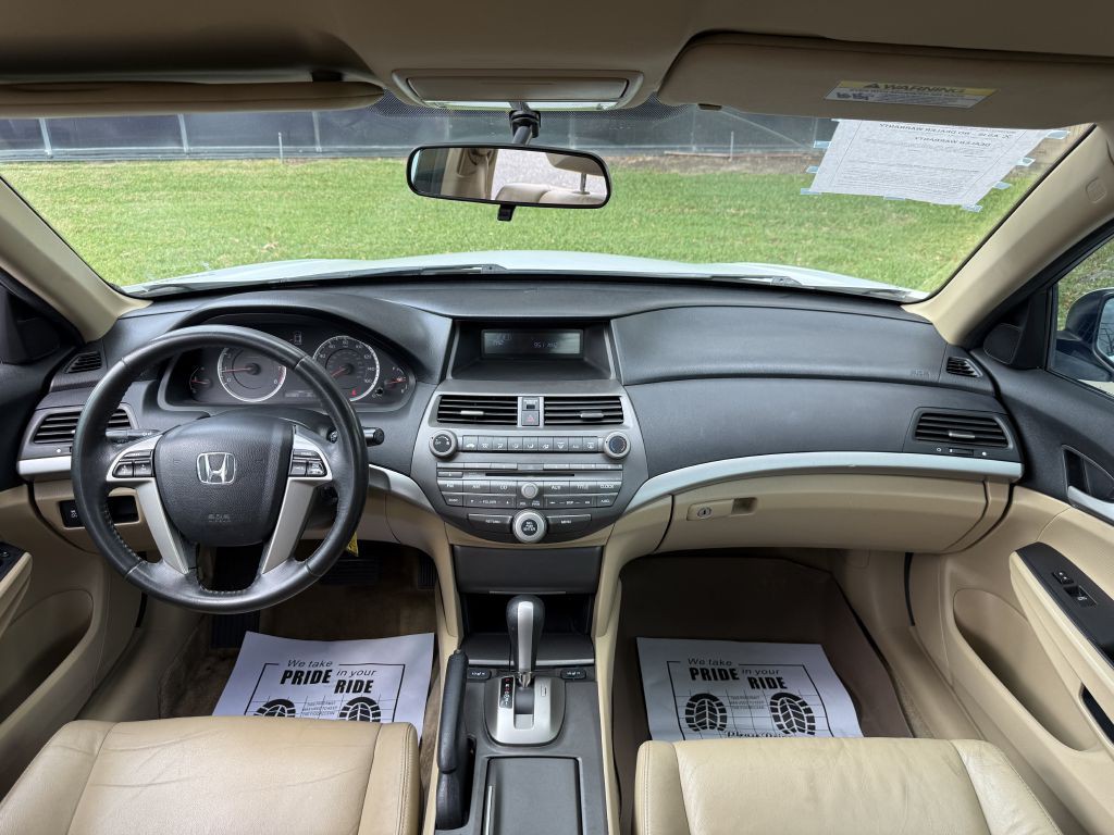 2012 Honda Accord Image 9