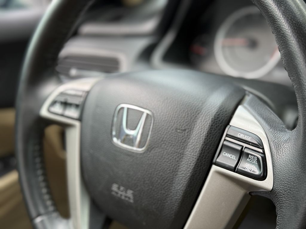 2012 Honda Accord Image 12