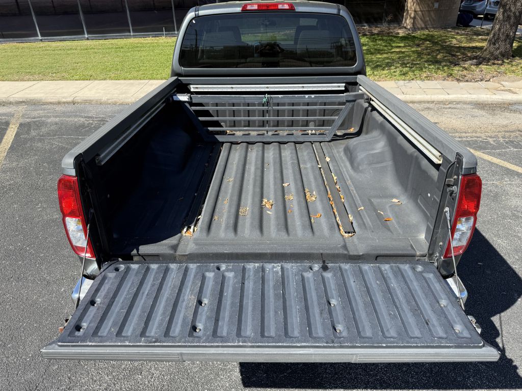 2009 Nissan Frontier Image 4