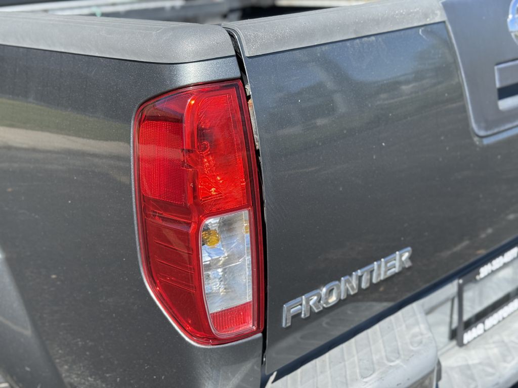 2009 Nissan Frontier Image 7