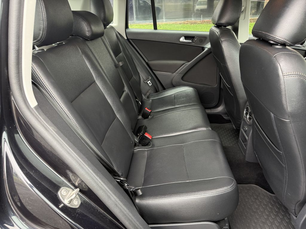 2017 Volkswagen Tiguan Image 9