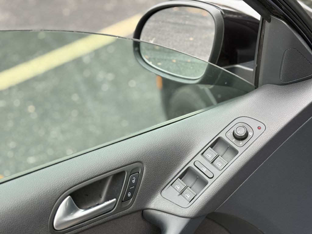 2017 Volkswagen Tiguan Image 19