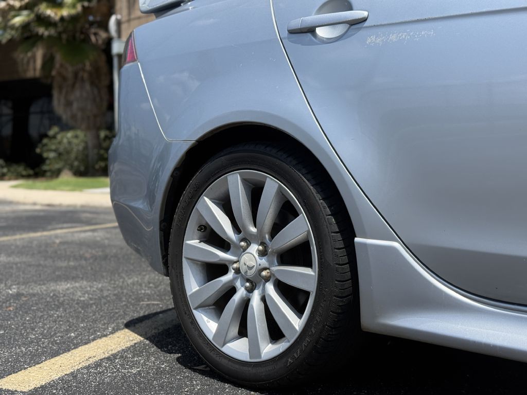 2011 Mitsubishi Lancer Image 8