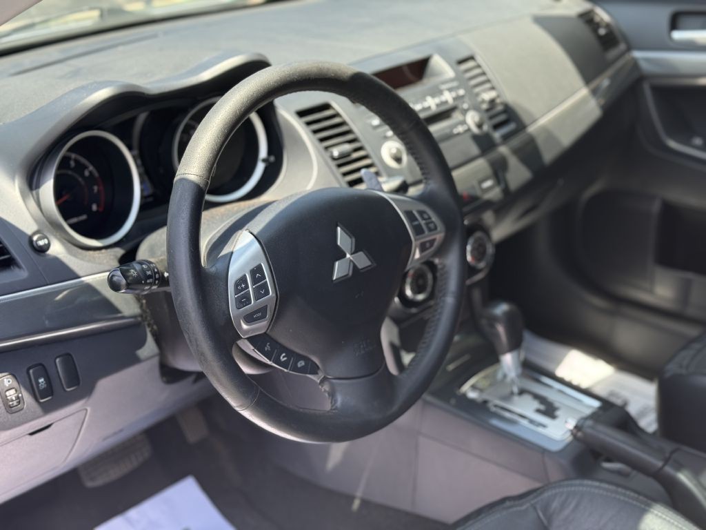 2011 Mitsubishi Lancer Image 9