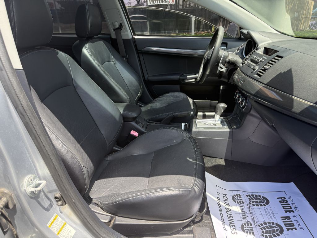 2011 Mitsubishi Lancer Image 12